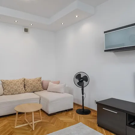Apartment Bobrowskiego 8 By Nyx Warsaw