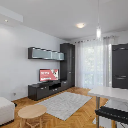 Bobrowskiego 8 By Nyx Apartment